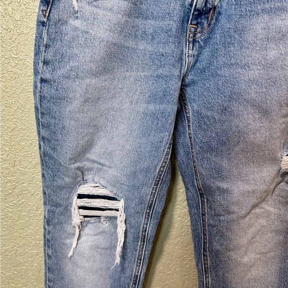 Edgely Jeans - Picture 2 of 5